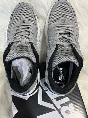 STARTER Men’s Athletic Running Shoes Gray/Black Size 11– New in Box